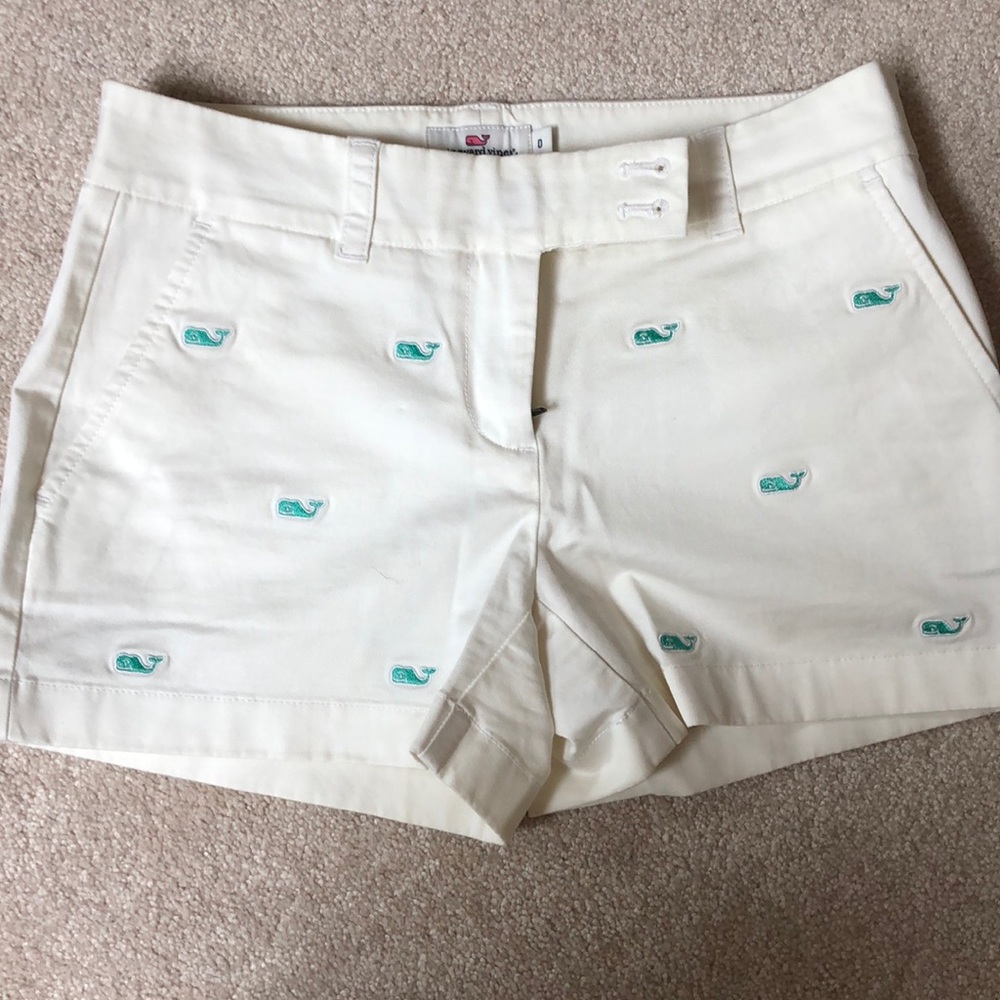EUC Vineyard Vines shorts